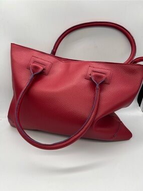 Classic Red Tote Bag mainstreet collection